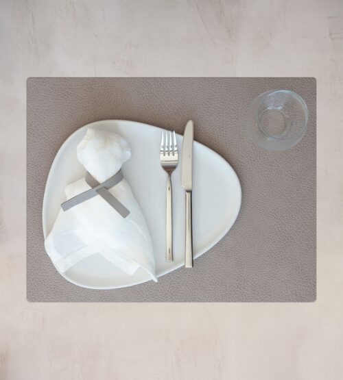 Lind DNA Table Mat Square L Hippo Warm Grey