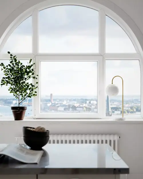 By Rydéns Bellagio bordslampa vit marmor & mässing H60 cm